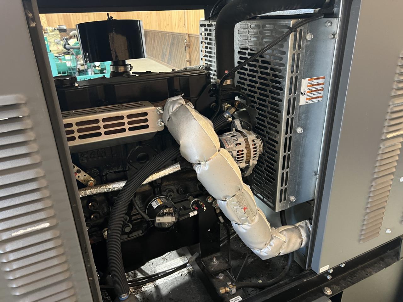 15 KW Generac #G0097440, Diesel Generator Set, Sound Enclosure & Base Fuel Tank, 1800 RPM, 120/240 Volts - Image 6