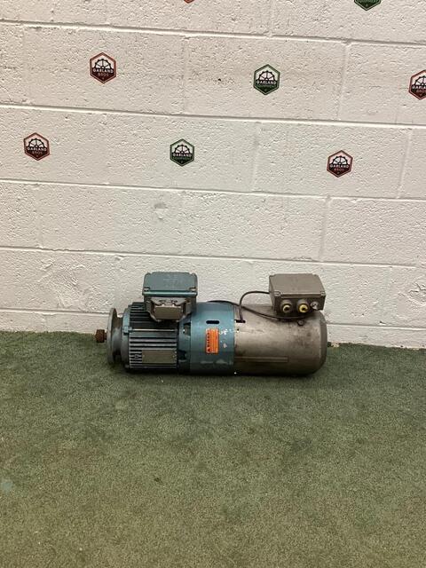 1.5 HP 1700 RPM SEW-Eurodrive, Inline Gearmotor, 230/460 Volt - Image 1