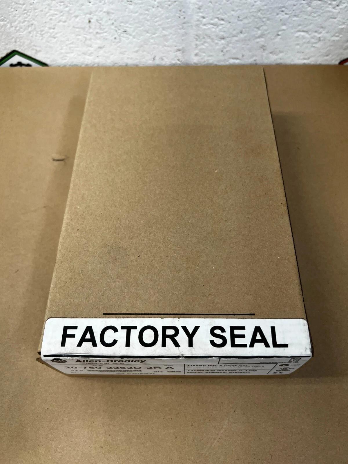 Allen-Bradley #20-750-2262D-2R, PowerFlex 750 Series I/O Module, 115 VAC digital inputs, 2 relay outputs - Image 2