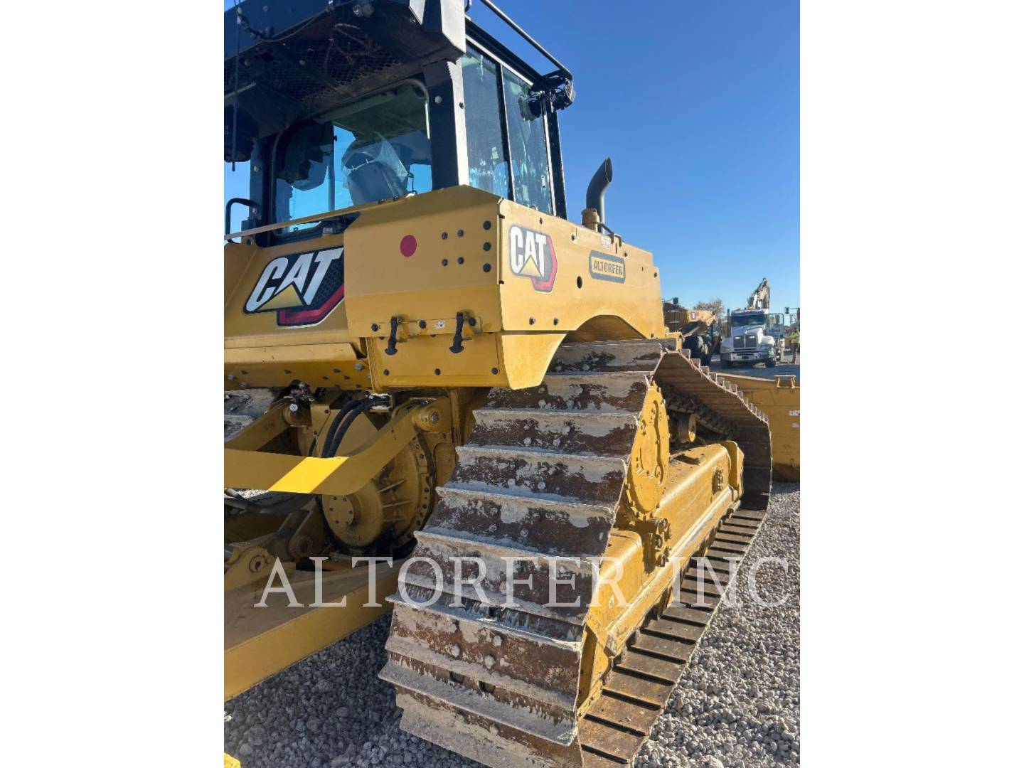Caterpillar D6-20VPAT, 1917 hours, S/N: KD501554, 2024 - Image 3