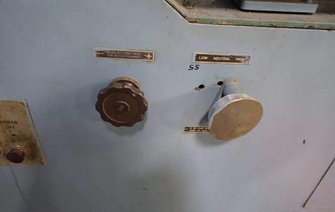 40" Dake Johnson #VH-40, Vertical Band Saw - Image 7