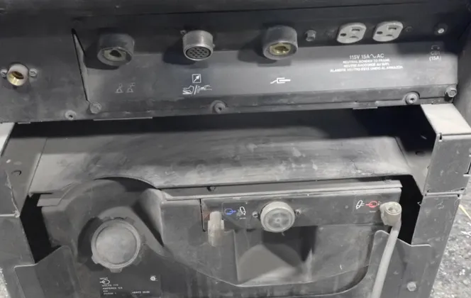 Miller #Syncrowave-350-LX, Welder, 350 Amps, 17.2 VDC, 200/230/460 VAC - Image 4