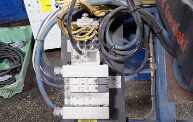 Kawasaki, BX200X-C, Robot, E52G-A041 Controller, 6-Axis, 200 kg Payload, 5 kW, 2000 RPM, 460 VAC, 2020 - Image 2
