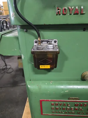 Royal Master #TG-12X4, Centerless Grinder, 1.5" x12" x4", 7.5 HP, 2040 RPM, 460 V., 3ph - Image 8