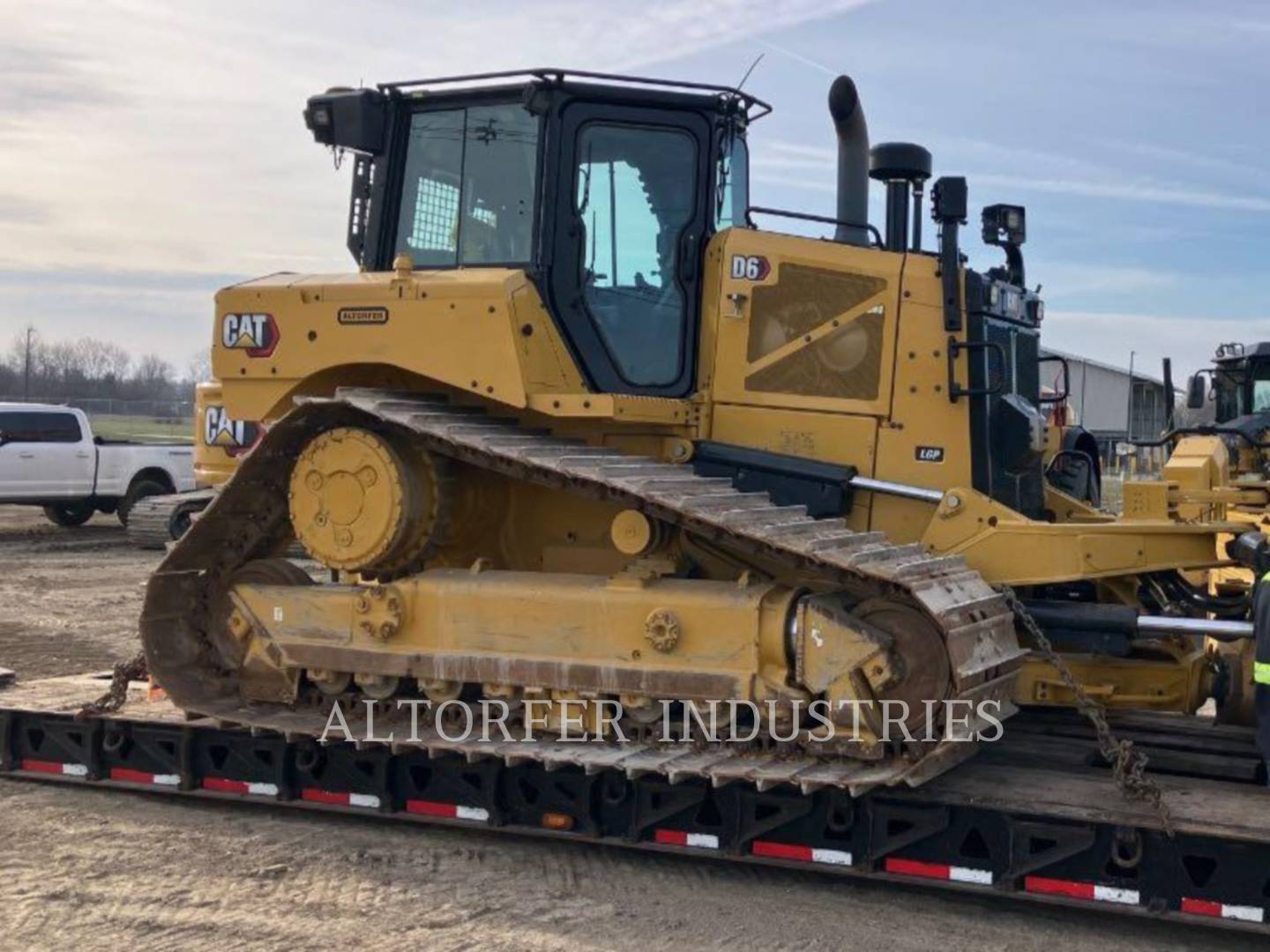 Caterpillar D6-20PAT3D, 1569 hours, S/N: RDC01152, 2022 - Image 2