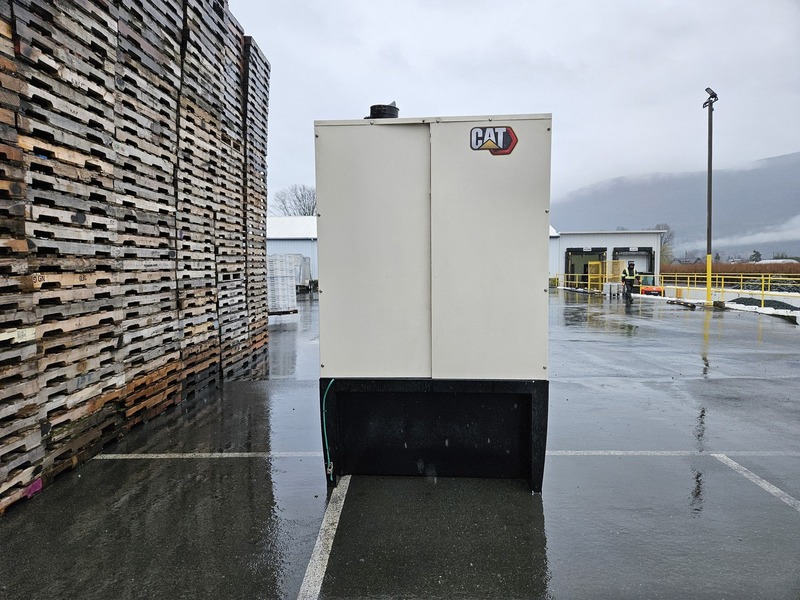 500 KW Caterpillar #D500GC, Diesel Generator Set, 762 HP @ 1800 RPM CAT C15 engine, 1000-gallon MGK fuel - Image 5
