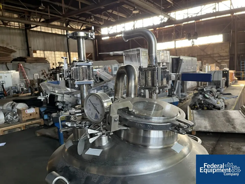 26.4 gallon DCI Reciver Tank, Stainless Steel, dish top & bottom, 15 psi, 100L, legs, 2006 - Image 6