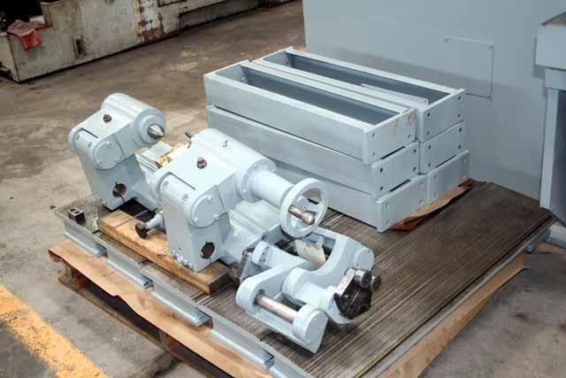 175 Ton, Eitel #RP-160, 279" bed, 10" stroke, 13.75" throat, 31.5" DL, center/roller work rests, 1982 - Image 2