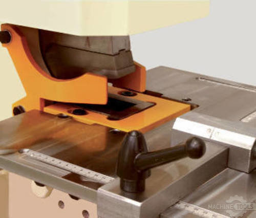 8.1" x 8.1" x .8" Geka #Hydracrop-165-SD, Ironworker, 185 Ton, 2-cylinder, 24" throat, 2026 - Image 5
