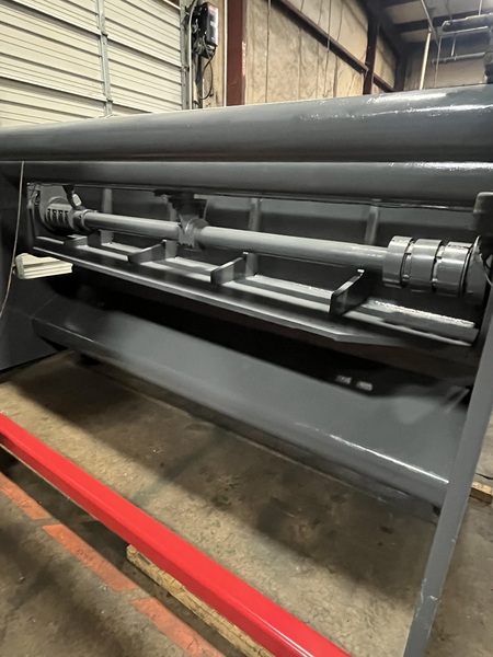 1/4" x 10' Summit #S-103, Hydraulic Shear, foot pedal - Image 3