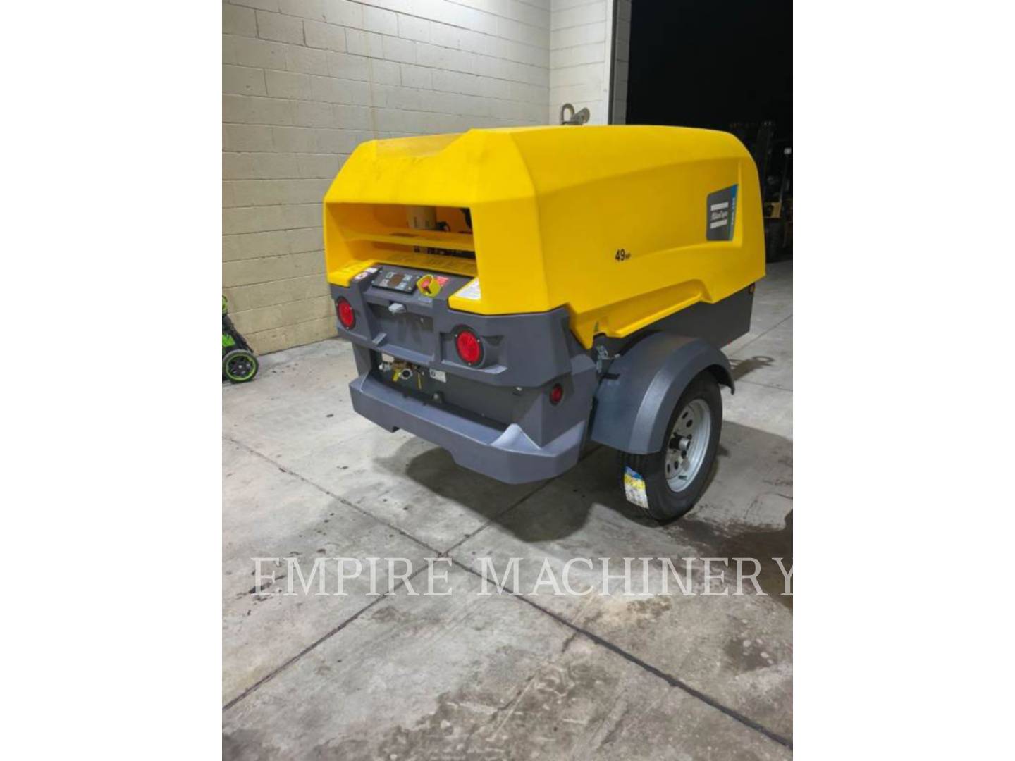 Atlas-Copco XAS188CD, 1335 hours, S/N: UVC206325, 2025 - Image 1