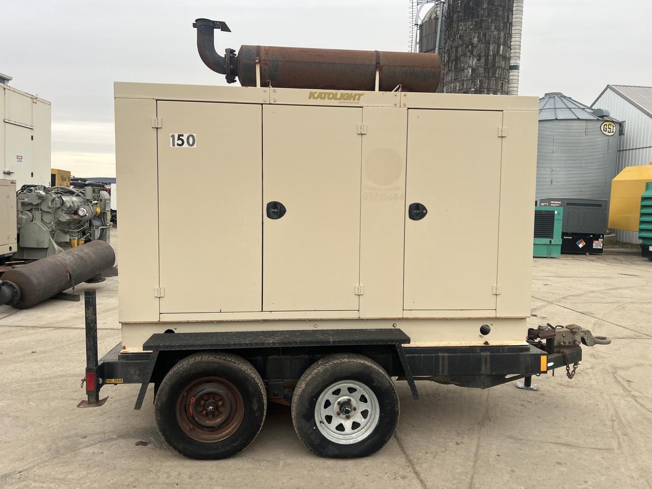 150 KW Kato light #D150F-J4T2, Portable Diesel Generator, 6.8 Liter John Deere engine, circuit breaker, 1800 - Image 4