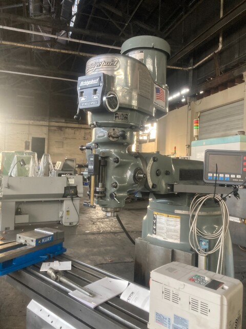 Bridgeport, Vertical Turret Knee Mill, power feed table, digital read out - Image 5