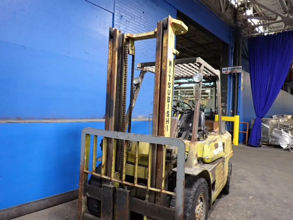 8000 lbs. Mitsubishi #FD35, Propane Forklift, 57" x6" forks, 97" mast, 37887 hours, AS IS - Image 3