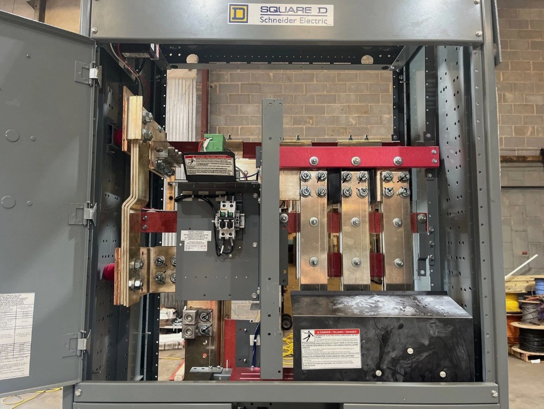 1600 Amps, Square D, QED Indoor Switchboard, 4-wire, (24) circuit spaces, 480/277 Volt, 3PH - Image 3