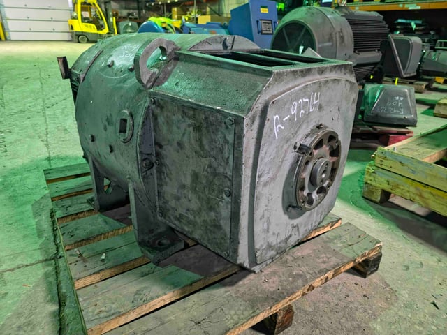 200 HP 2500 RPM General Electric, Frame 504AT, DPFVBB, 500 VA, 300/150 VF - Image 1