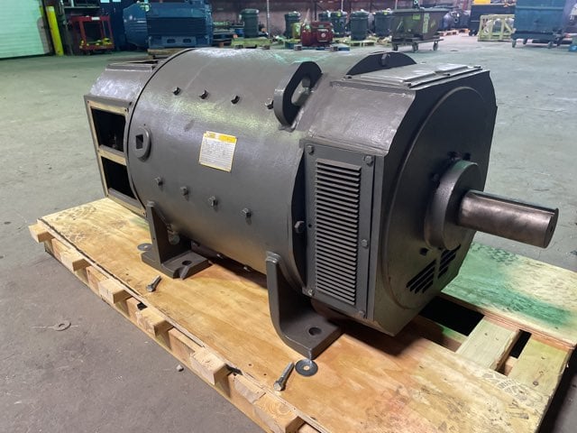 200 HP 1200 RPM Baldor, Frame 506/8AT, DPFVBB, 500 VA, 300/150 VF - Image 1