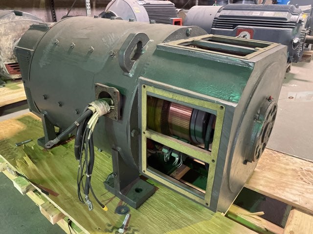 200 HP 1200 RPM Baldor, Frame 506/8AT, DPFVBB, 500 VA, 300/150 VF - Image 2