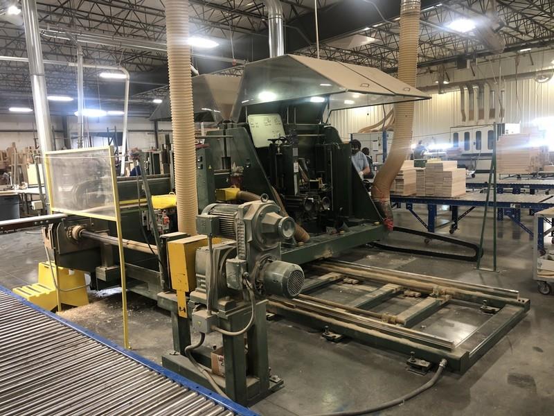 Mereen-Johnson #2050, Double End Tenoner, 10-Head, 96" max Opening, 30" Infeed, 6" max Thickness Opening, 7" - Image 3