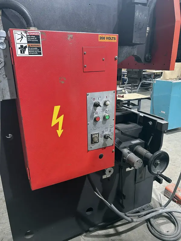 80 Ton, Amada #RG80S, hydraulic press brake, 8' overall, 80.8" between housing, 3.94" stroke, 15.76" throat - Image 5