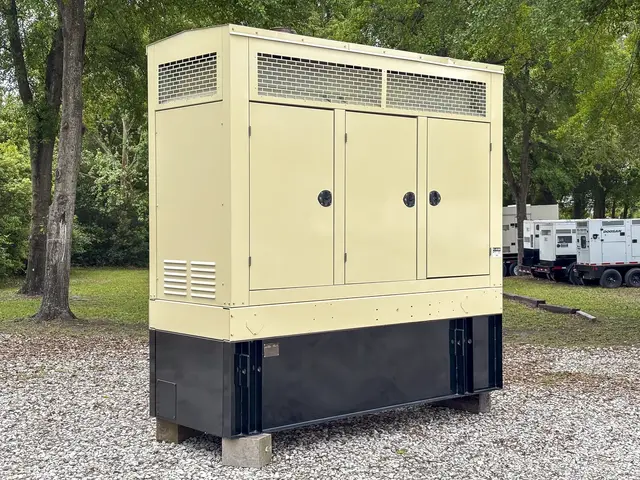 180 KW Kohler / Rehlko #6081AF001, diesel generator, weatherproof enclosure, 277/480 Volts, 2002 - Image 1