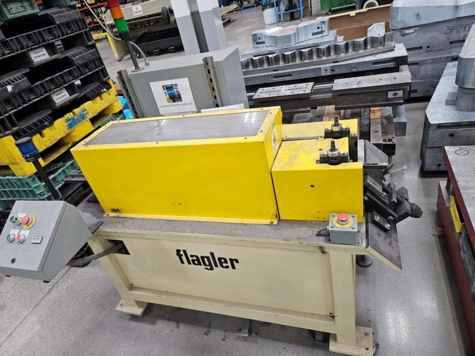 10 Stand, Flagler #L-2520-OB-R, rollformers, 2.5" vertical center distance, 4" horizontal center distance, 6" - Image 1