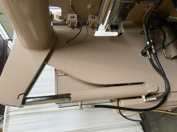 100 Ton, Accurpress #710010, press brake, 10' overall, 100" between housing, 8" stroke, 2-Axis CNC back gauge - Image 7