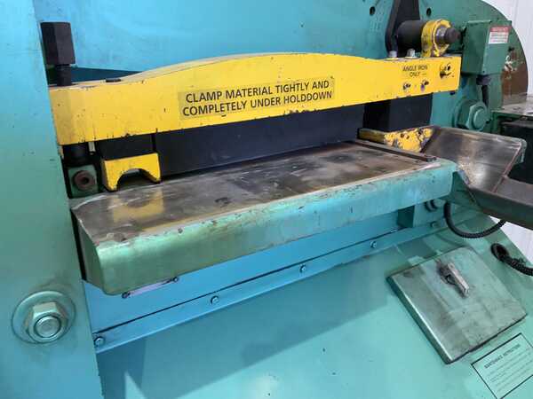 6" x 6" x 5/8" Piranha #PII-110, hydraulic ironworker, 110 ton, 20.5" throat, 15 HP, joystick ctyrls, 2005 - Image 4