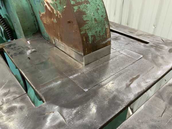 6" x 6" x 5/8" Piranha #PII-110, hydraulic ironworker, 110 ton, 20.5" throat, 15 HP, joystick ctyrls, 2005 - Image 5
