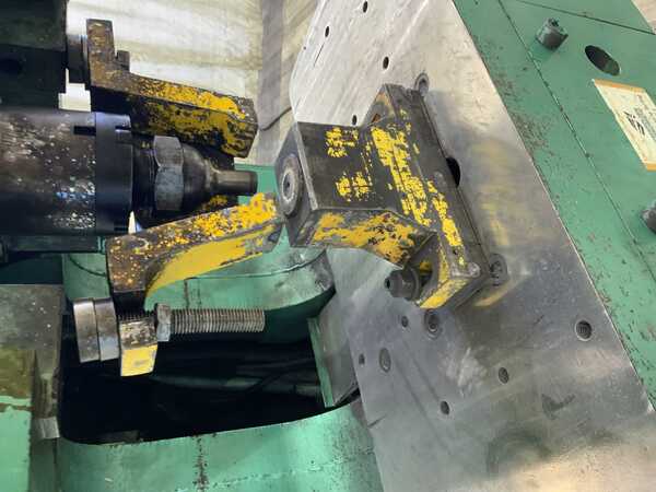 6" x 6" x 5/8" Piranha #PII-110, hydraulic ironworker, 110 ton, 20.5" throat, 15 HP, joystick ctyrls, 2005 - Image 8