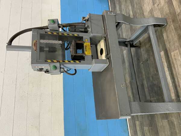 10 Ton, Sunnen #BP, hydraulic H frame press, 10" stroke, 1/2 HP, dual push button - Image 1
