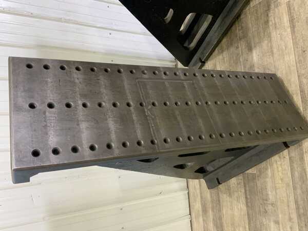 15-1/4" x 52-1/2" x 35" Angle plates with tapped holes, set - Image 6