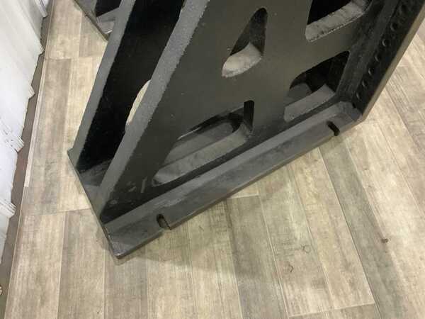 15-1/4" x 52-1/2" x 35" Angle plates with tapped holes, set - Image 7
