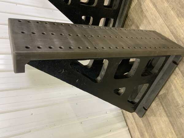 15-1/4" x 52-1/2" x 35" Angle plates with tapped holes, set - Image 10