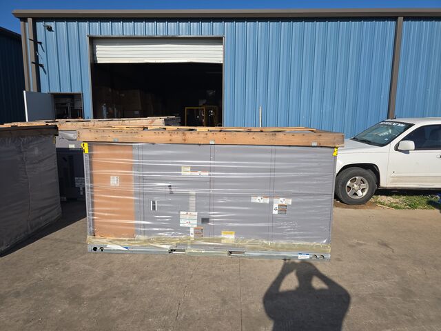 7.5 Ton, Carrier #48LCEA08J2A6A4R4F0, ultra high efficiency RTU unit, 3-stage cooling, NG heat, new, 2023 - Image 4