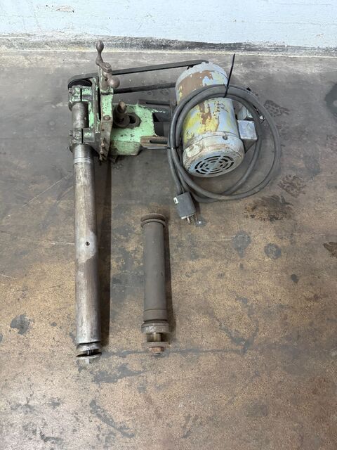 Tool Post Grinder, 3 HP, 3400 RPM, 220/440 V., 3-phase - Image 1