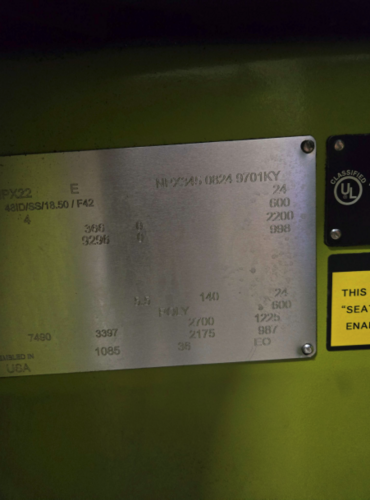 4,500 Lb. Clark #NPR22, Narrow Aisle Reach Forklift, Stand-up Rider, Triple Mast, 9610 hours, 2020 (2 - Image 3