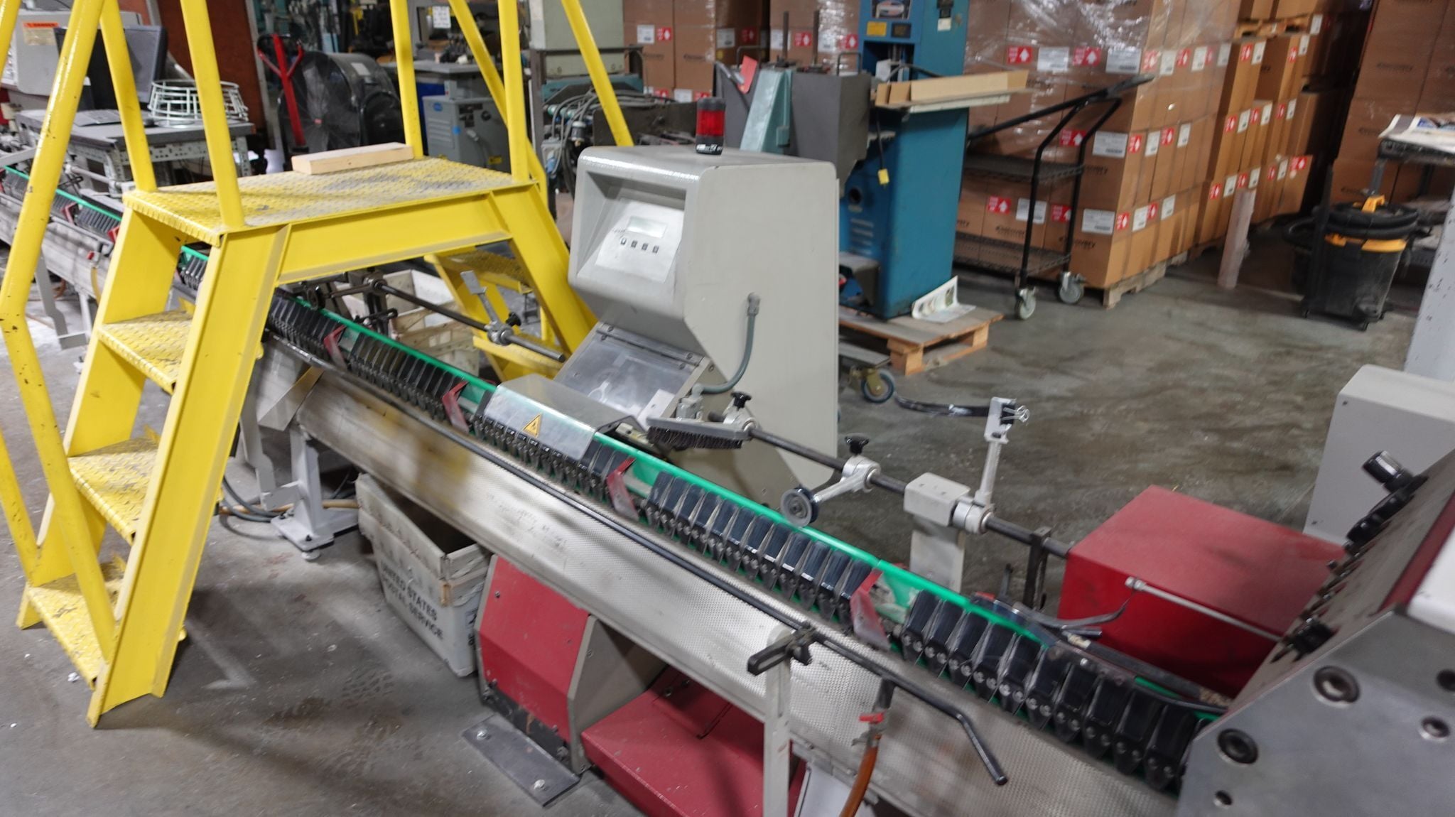 Muller Martini #Bravo-Plus-Amrys, Saddle Stitcher, 4 Pocket with Cover Feeder, 14000 CPH, 6mm stitches, 2008 - Image 5