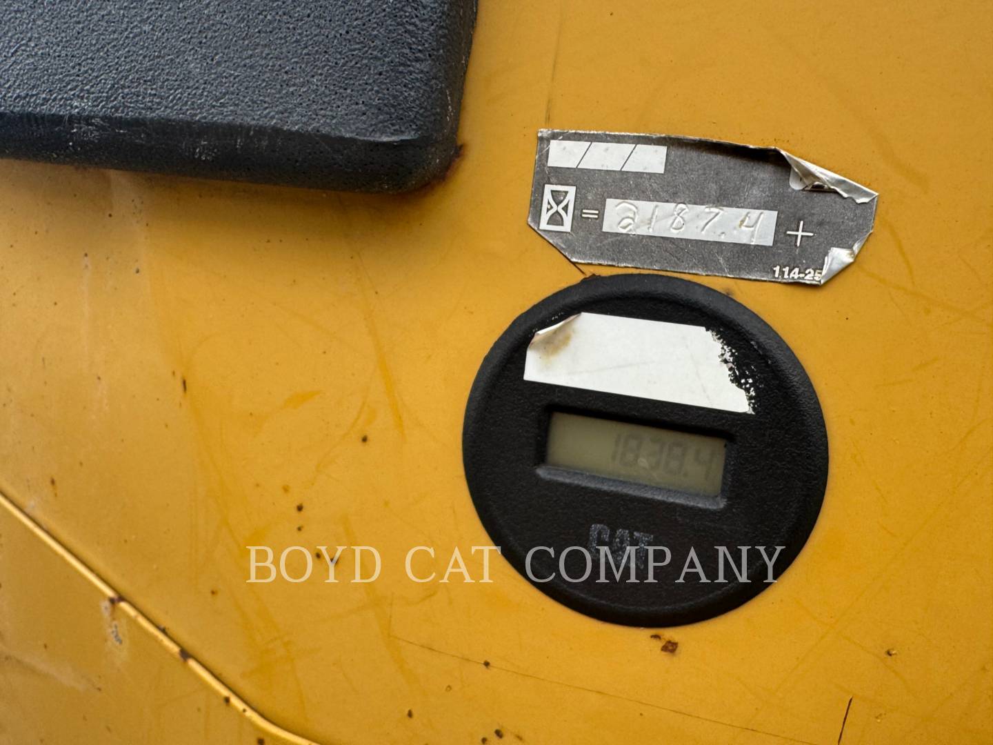 Caterpillar D3G, 4026 hours, S/N: CFC00194, 2002 - Image 5