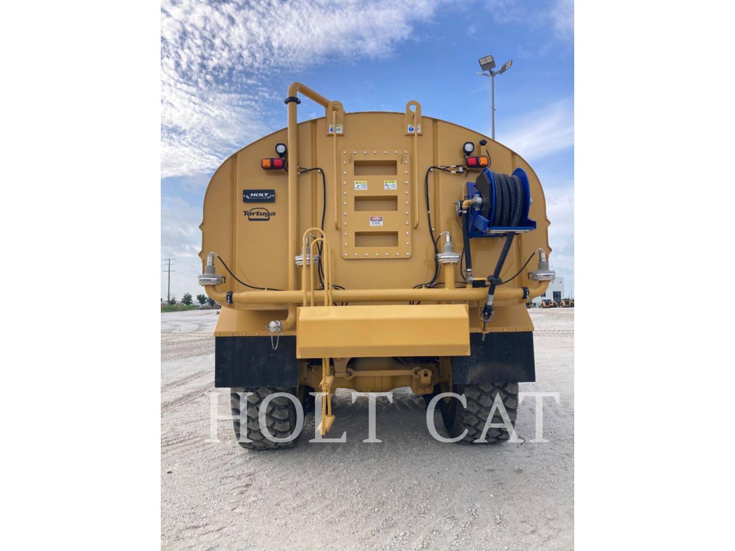 Caterpillar W00 740GC, Water Truck, 840 hours, S/N: 3T805894, 2023 - Image 4