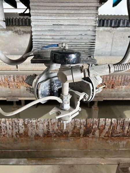 Flow #M3B-7320, waterjet, 50 HP, 87000 psi, 6.6' x 24' table, 500 IPM, 460-480 V., 2016 - Image 4