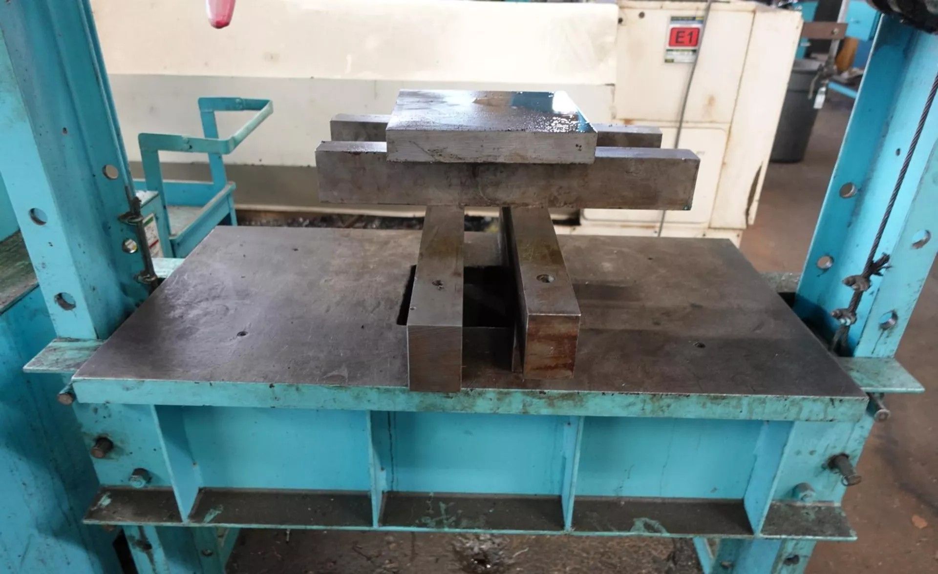 75 Ton, Dake #6-275, H-frame press, 10" stroke, 44" BH, 36" DL, 24" workhead travel - Image 3