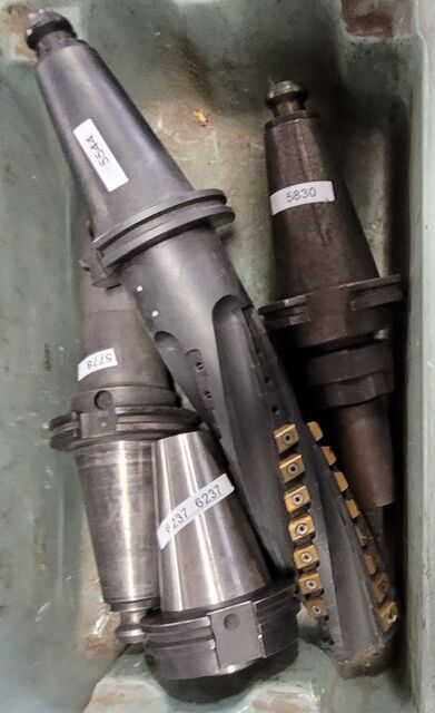 Caterpillar 50 Tool Holders - Various Types (Lot of 20) - Image 5