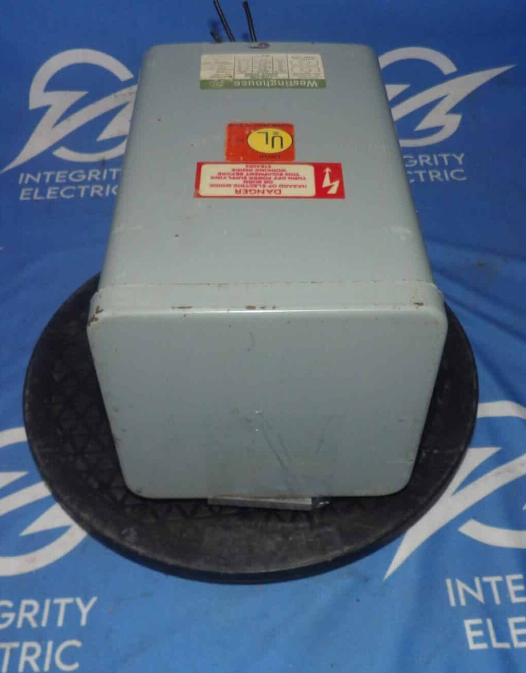 2 KVA 120/240 Primary, 120 Secondary, Westinghouse 6EI95, Encapsulated Dry-Type Transformer, 1PH, 60 Hz - Image 5