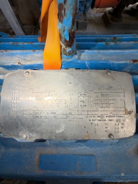 30 HP 3520 RPM Toshiba, Frame 286TS, TEFC, 460 Volts, ball, Offered electrically OK or rblt. w/ warranty (2 - Image 1