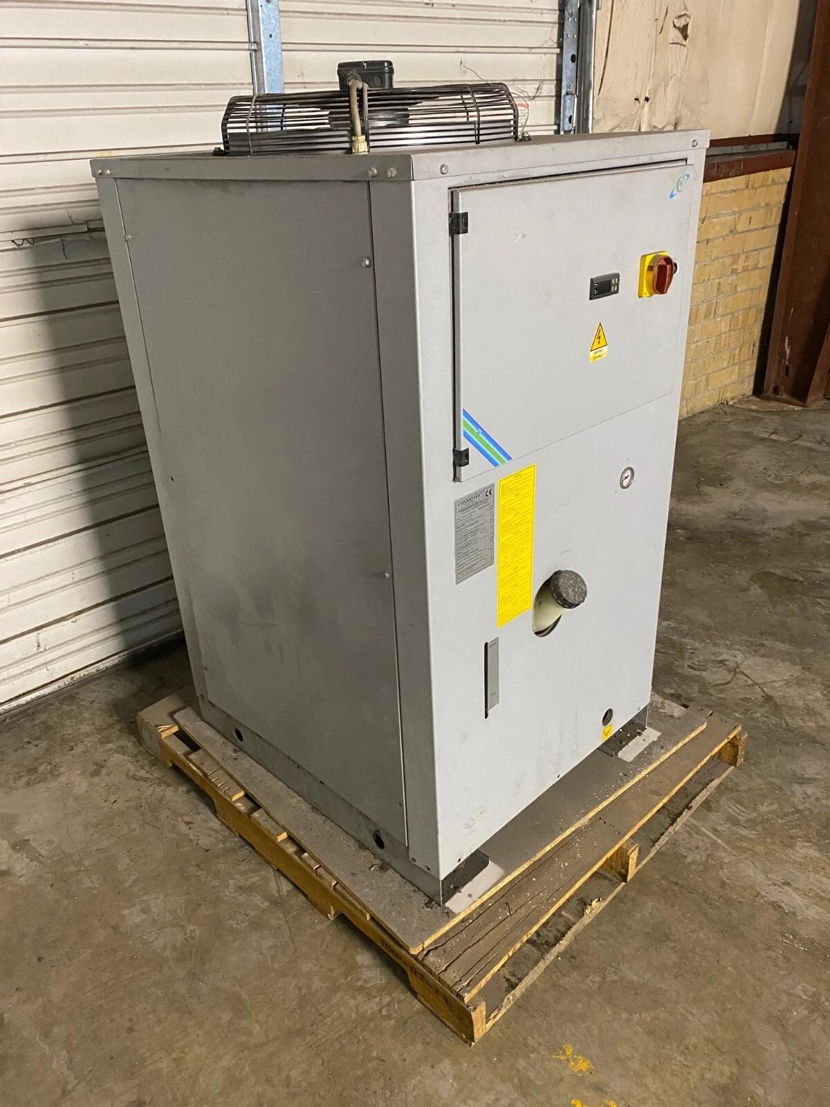 3.5 Ton, Cosmotec #WRAA3-N4-208, Industrial Air-Cooled Liquid Chiller, 12.5 kW, R407C refrigerant, 30 bar - Image 3