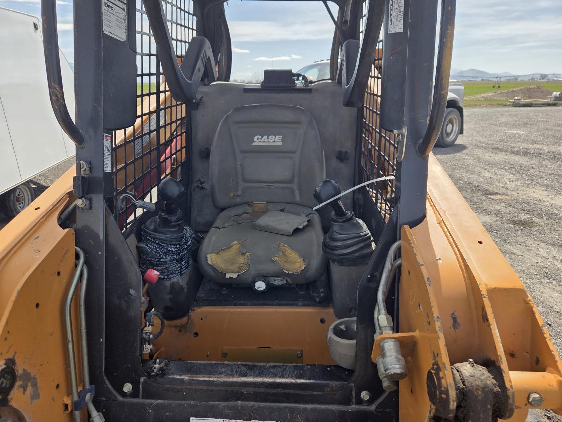 3,000 lb. Case #440CT, Compact Track Loader, Enclosed Cab, 83 HP, Diesel, 2007, AS IS - Image 8