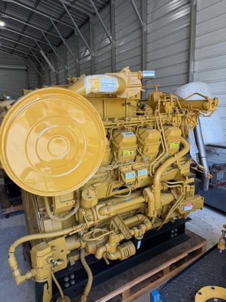 900 HP, Caterpillar #3508C, Engine, 2014 - Image 2