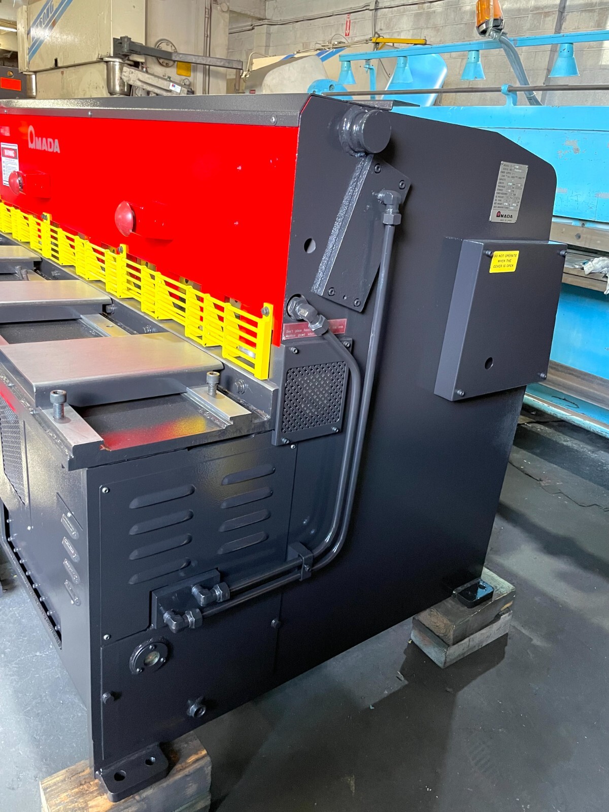 11 gauge x 8' Amada #S-2532, Hydraulic Shear, 23 SPM, front operated power back gauge, 1985 - Image 5