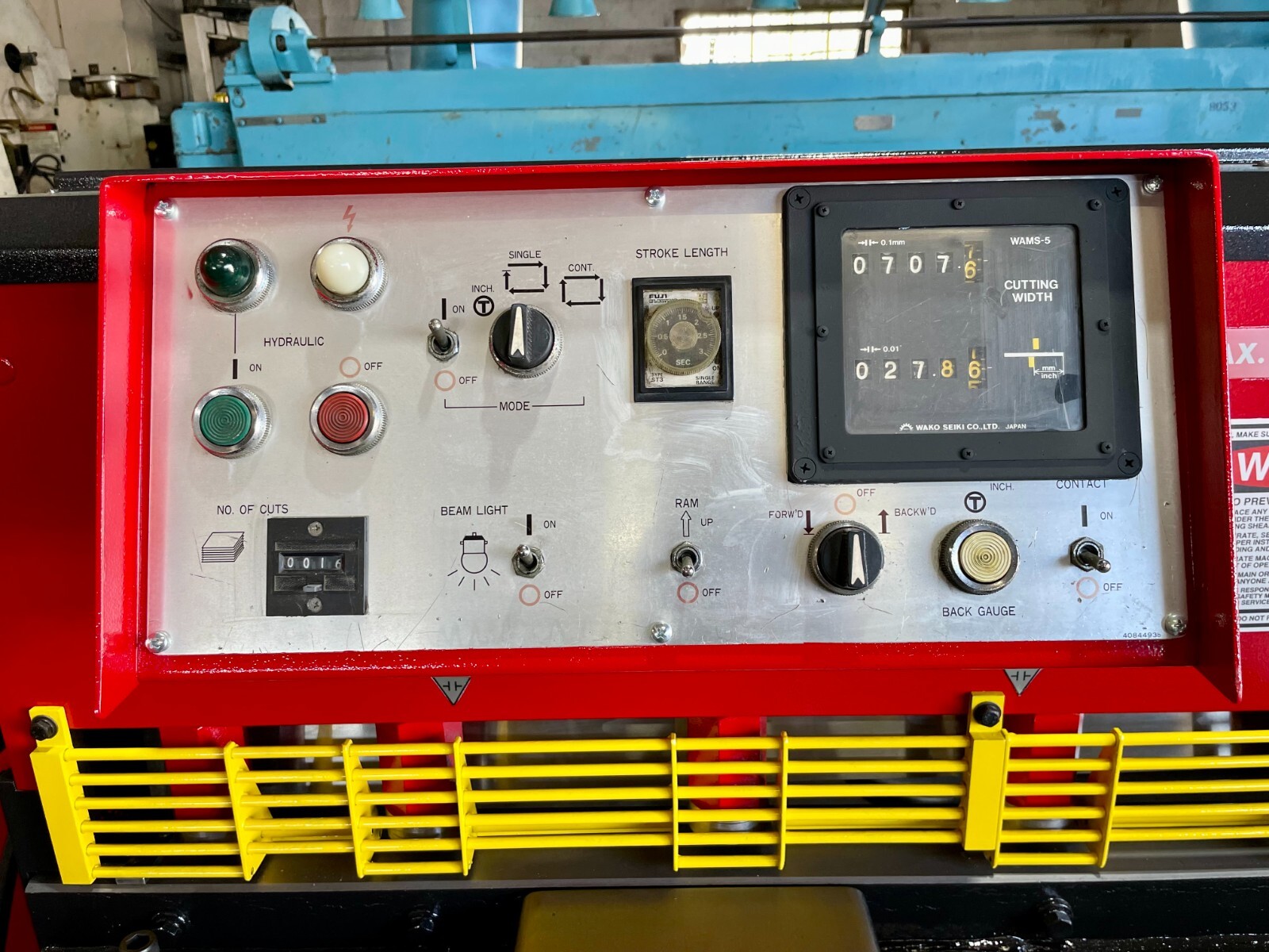 11 gauge x 8' Amada #S-2532, Hydraulic Shear, 23 SPM, front operated power back gauge, 1985 - Image 10